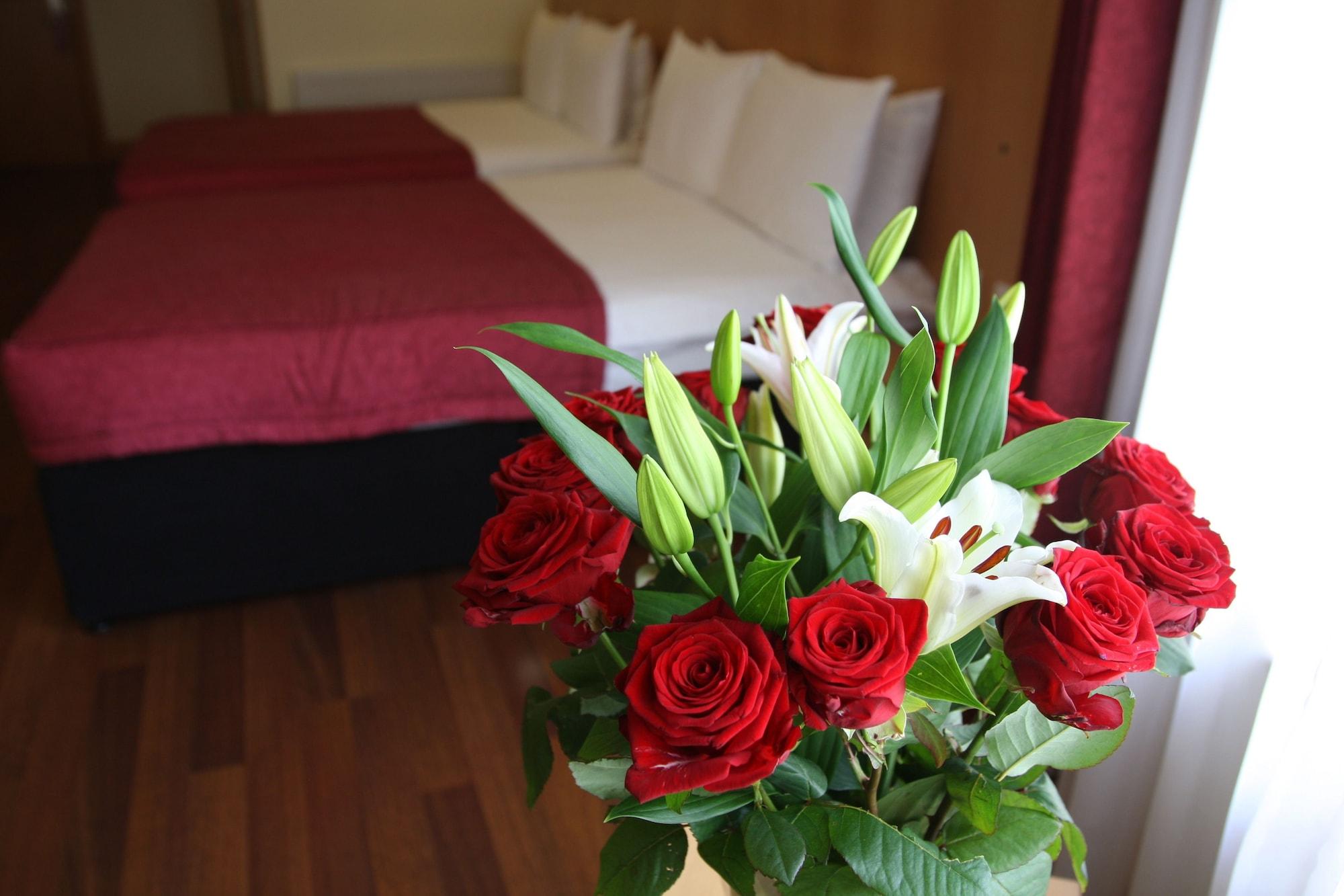Station House Hotel 레터케니 외부 사진